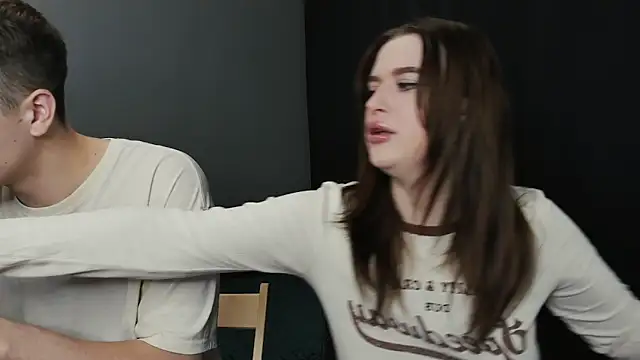 Snapshot of Pinku_kitsune chatting on 02-20-25, 01:14 Pinku kitsune online show from 02-20-25, 01:14