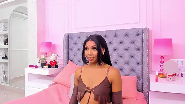 Snapshot of HaileeRoberts chatting on 02-26-25, 12:14 HaileeRoberts online show from 02-26-25, 12:14