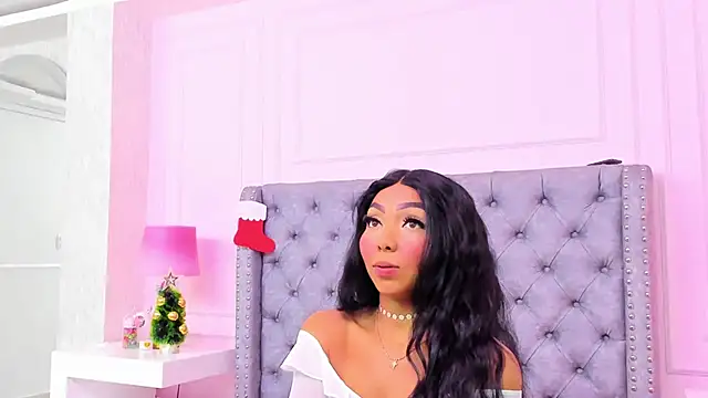 HaileeRoberts online show from 11-26-25, 12:28