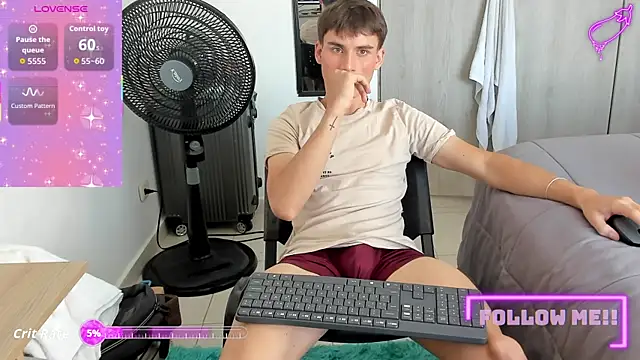 Snapshot of jackson_millers chatting on 07-25-26, 07:55 jackson millers online show from 07-25-26, 07:55