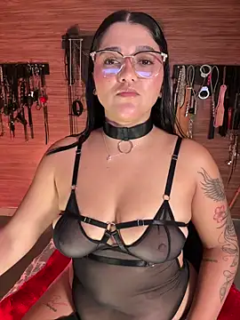 Snapshot of yey_bdsm chatting on 06-06-26, 03:39 yey bdsm online show from 06-06-26, 03:39