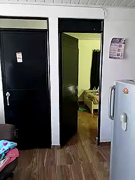 IamAlana  online show from 12-31-24, 05:07