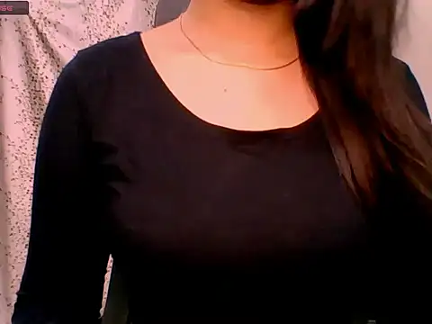 Snapshot of Nicole-wallace chatting on 11-05-25, 03:56 Nicole-wallace online show from 11-05-25, 03:56