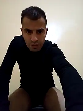 Snapshot of Bisex_activ19 chatting on 12-22-24, 06:06 Bisex activ19 online show from 12-22-24, 06:06