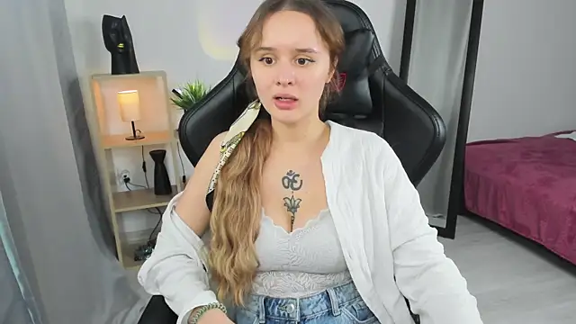 alicexforever online show from 12-17-24, 10:34