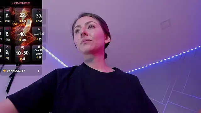 Ich Bin Julia online show from 12-21-24, 05:51