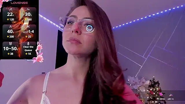 Ich Bin Julia online show from 12-31-24, 03:09