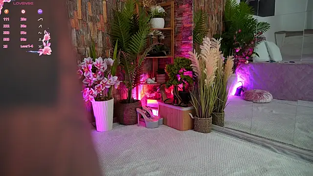 EmilyHudsson 1 online show from 09-22-25, 05:37