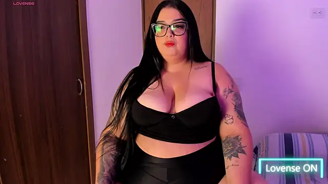 Apriilpeach  online show from 12-10-24, 05:55