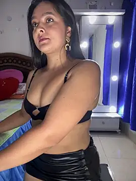 cristina1800 online show from 09-14-25, 03:49