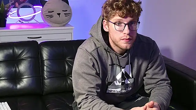 BlueEyedTallGuy94 online show from 11-07-25, 11:38