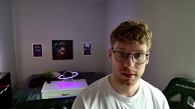 BlueEyedTallGuy94 online show from 02-18-26, 07:43