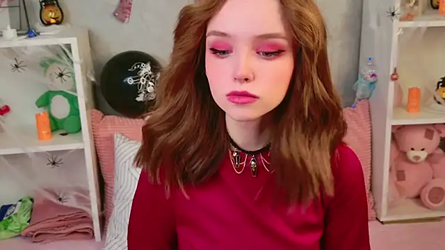 b4by LoL1 online show from 10-31-25, 09:21