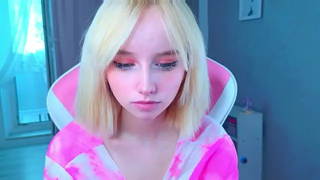 b4by LoL1 online show from 04-02-26, 04:21