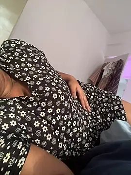 fantacygirl  online show from 02-23-25, 02:40