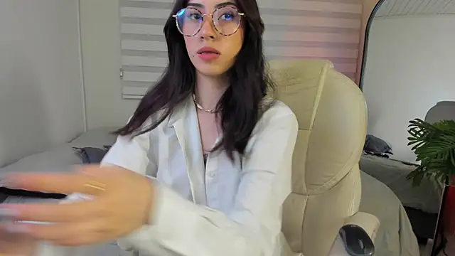 Catyloves online show from 12-20-25, 10:28