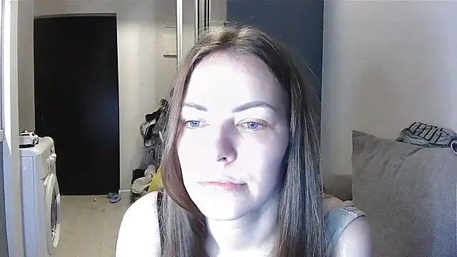 Snapshot of AnnaDiamond1 chatting on 07-17-26, 09:41 AnnaDiamond1 online show from 07-17-26, 09:41