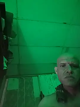 Snapshot of Nathaila_her_dog69 chatting on 01-16-26, 08:51 Nathaila her dog69 online show from 01-16-26, 08:51