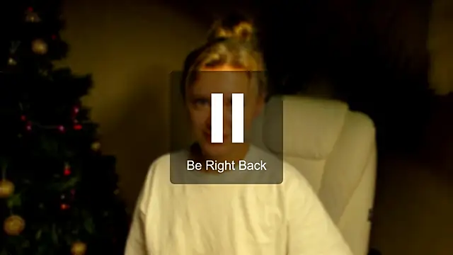 foxy blond online show from 12-17-25, 12:16