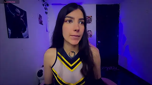 Snapshot of cami_mila9 chatting on 07-13-26, 04:59 cami mila9 online show from 07-13-26, 04:59