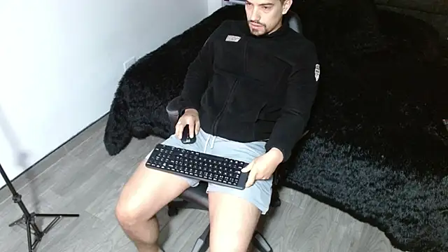 Ian Daviz online show from 02-15-26, 08:57