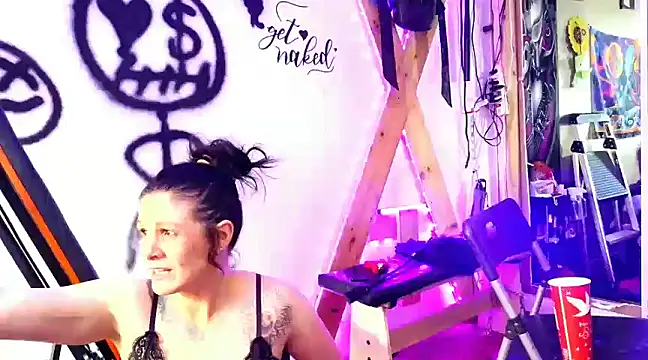 KRYZTALYNXXX online show from 12-08-24, 05:01