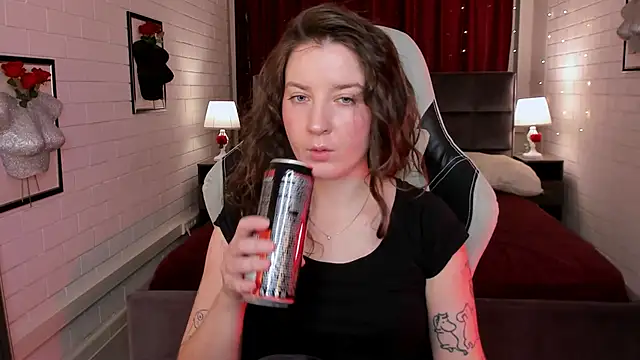 JackieByrd online show from 03-22-25, 01:41