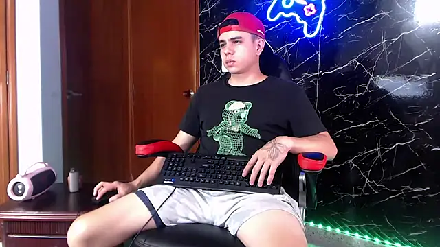 Snapshot of maty_hardx chatting on 12-10-24, 07:00 maty hardx online show from 12-10-24, 07:00