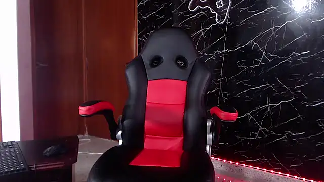 Snapshot of maty_hardx chatting on 01-10-25, 02:02 maty hardx online show from 01-10-25, 02:02