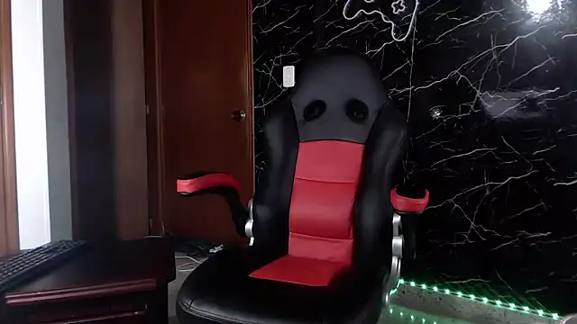 Snapshot of maty_hardx chatting on 01-22-25, 10:07 maty hardx online show from 01-22-25, 10:07