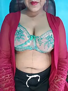 Snapshot of Sadika- chatting on 07-26-26, 04:36 Sadika- online show from 07-26-26, 04:36