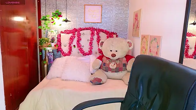 meghan nill online show from 12-17-25, 03:12