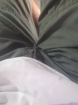 Snapshot of Sunnyboy7897 chatting on 03-12-26, 04:07 Sunnyboy7897 online show from 03-12-26, 04:07