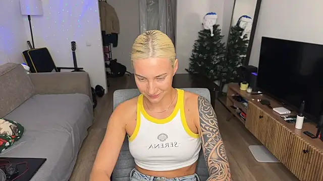 AnneBall online show from 02-18-26, 06:15