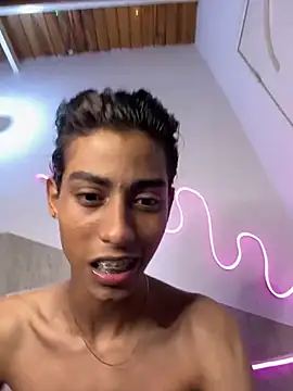 Mauuu18 online show from 02-16-25, 03:37