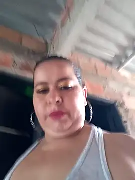 Snapshot of 06_aimar chatting on 11-14-25, 04:17 06 aimar online show from 11-14-25, 04:17