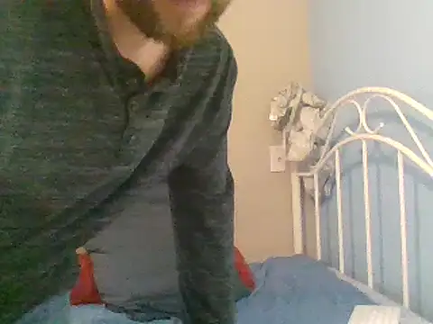 Snapshot of SmokingSloth chatting on 01-18-25, 07:04 SmokingSloth online show from 01-18-25, 07:04