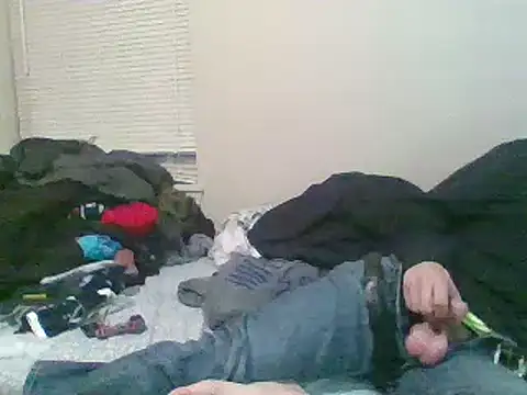 Snapshot of SmokingSloth chatting on 02-25-25, 04:35 SmokingSloth online show from 02-25-25, 04:35