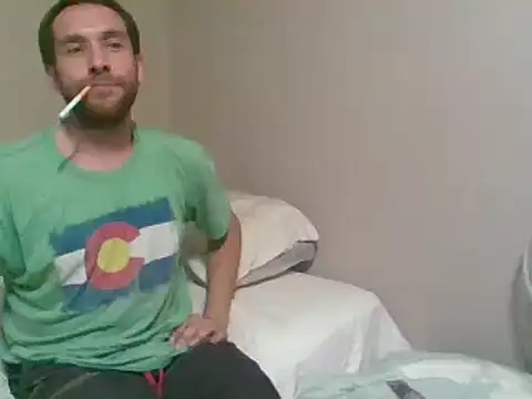 Snapshot of SmokingSloth chatting on 09-21-25, 05:31 SmokingSloth online show from 09-21-25, 05:31