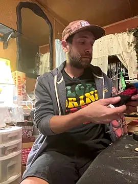 SmokingSloth online show from 12-20-25, 12:29