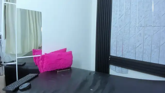 FernandaClar online show from 12-22-25, 10:40