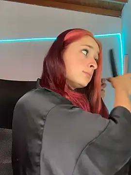 Snapshot of hannaa_brown chatting on 02-27-25, 05:04 hannaa brown online show from 02-27-25, 05:04