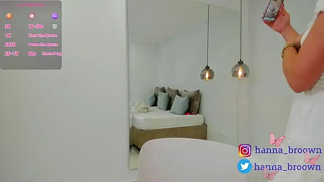 Snapshot of hannaa_brown chatting on 09-24-25, 05:27 hannaa brown online show from 09-24-25, 05:27