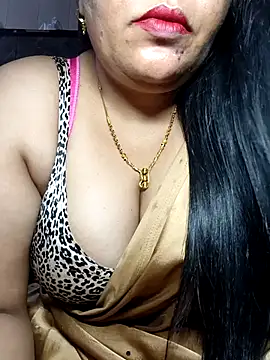 Snapshot of sneha_rose chatting on 05-08-26, 04:56 sneha rose online show from 05-08-26, 04:56
