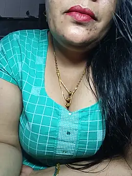 Snapshot of sneha_rose chatting on 06-01-26, 05:31 sneha rose online show from 06-01-26, 05:31