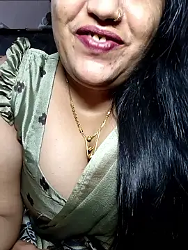 Snapshot of sneha_rose chatting on 06-03-26, 05:29 sneha rose online show from 06-03-26, 05:29