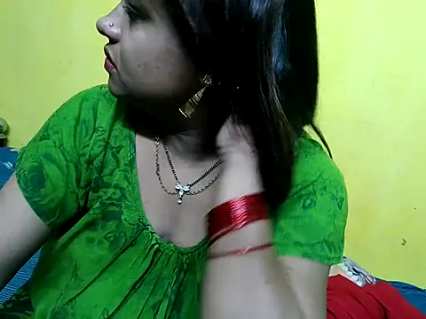 Snapshot of Sexyranibhabhi chatting on 09-23-25, 05:43 Sexyranibhabhi online show from 09-23-25, 05:43