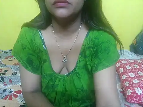 Snapshot of Sexyranibhabhi chatting on 10-19-25, 03:07 Sexyranibhabhi online show from 10-19-25, 03:07