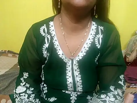 Snapshot of Sexyranibhabhi chatting on 10-25-25, 01:51 Sexyranibhabhi online show from 10-25-25, 01:51