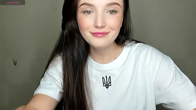 Snapshot of EvaaMillerr99 chatting on 12-25-24, 10:16 EvaaMillerr99 online show from 12-25-24, 10:16